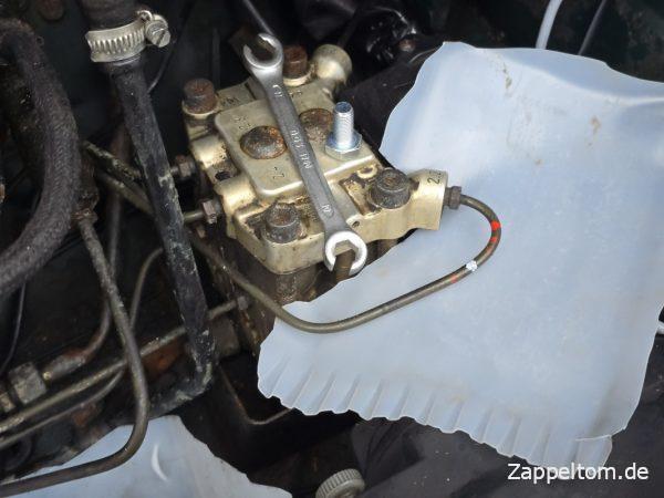 ABS-Block Mercedes T2N mit 11er Bremsenschlüssel