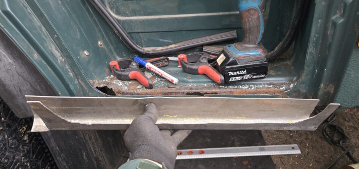 Reparaturblech Trittstufe Mercedes T2N selbst bauen