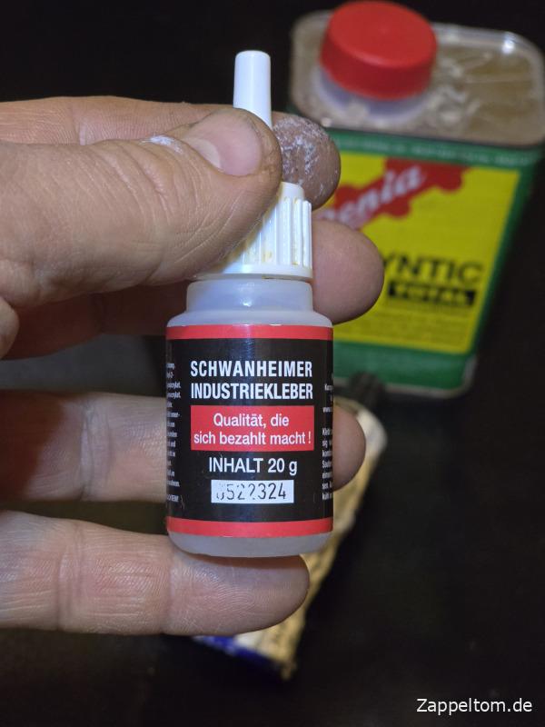 Schwanheimer Industriekleber ist mein Testsieger für Fußmatten