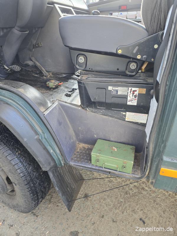 Verkleidung Einstieg Fahrerhaus Mercedes T2N