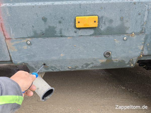 Crashsicherung deaktivieren am Gaskastendeckel