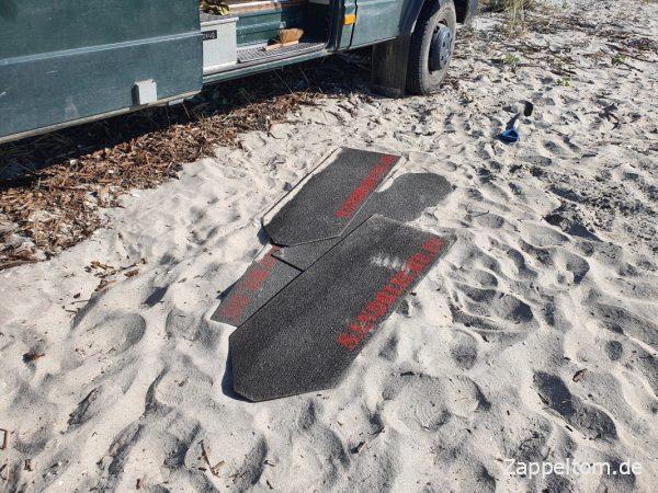Meine 4 GfK-Sandbleche für die Selbstbergung