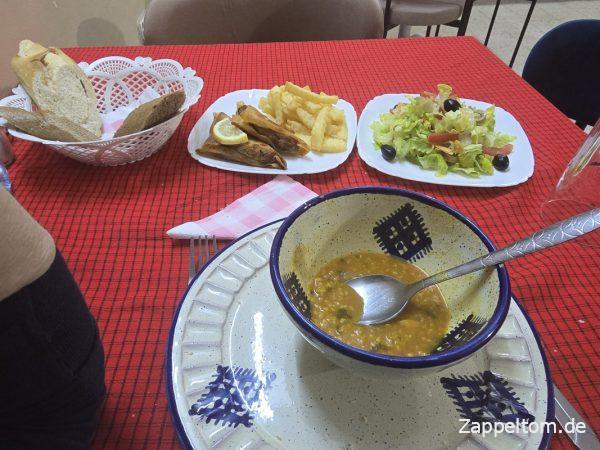 Abendessen in Mides
