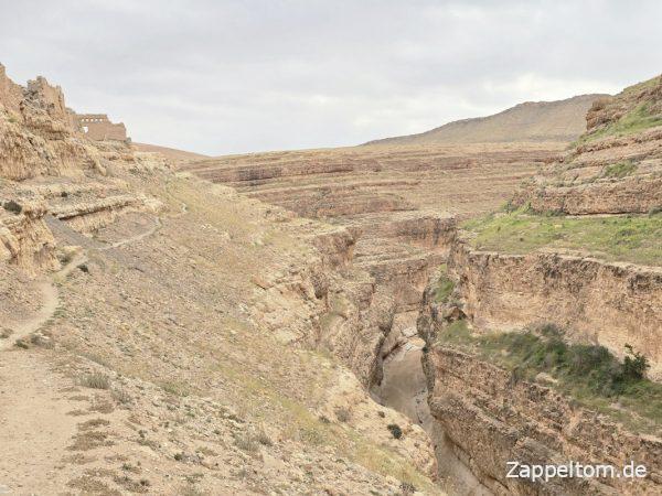 Panoramaweg unterhalb von Alt-Mides