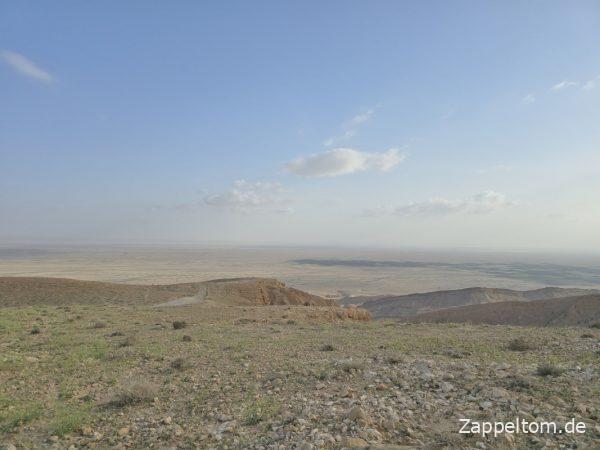 Aussicht von der Rommelpiste auf die Ebene von Tozeur
