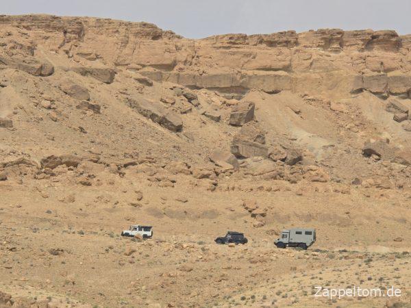 Unimog und Land Rover auf der Rommelpiste