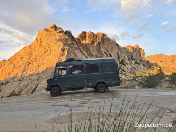 Mercedes 711D im Nationalpark Jebel Mghilla