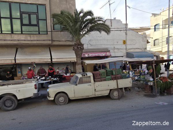 Peugeot 404 Pickup in El Fahs Peugeot 404 Pickup in El Fahs