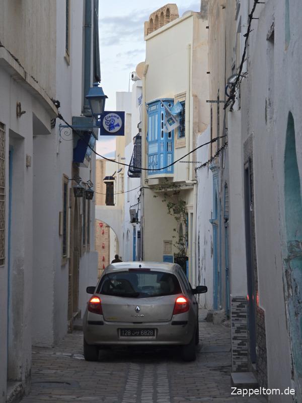 Straße durch die Altstadt von Kairouan Straße durch die Altstadt von Kairouan
