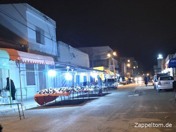 Straßenhandel in Maktar