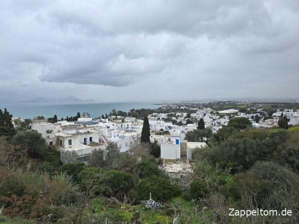 Aussicht von Sidi Bou Saïd auf Tunis Aussicht von Sidi Bou Saïd auf Tunis